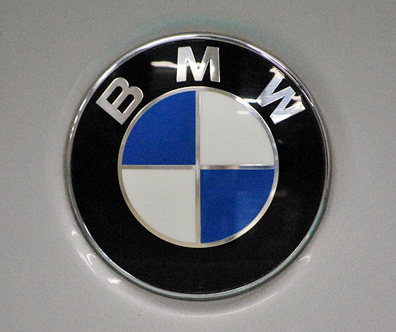 BMW 5シリーズ 530i BMW ロゴ